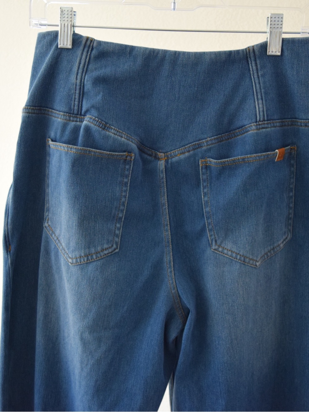 Halara Flex Large Crossover High Waisted Tummy Control Casual Straight Leg Jeans - Picture 7 of 9